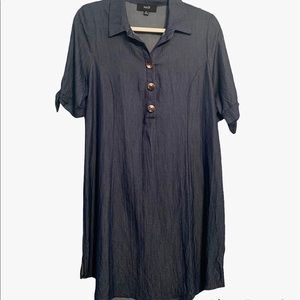 NAÏF shirt-style button front chambray dress with 3/4 length sleeves